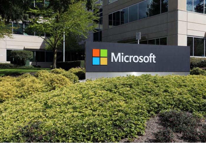 Gates: Microsoft Lost Costly Opportunity To Android