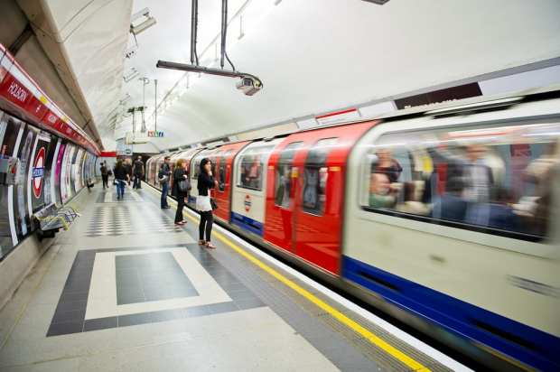 TfL Says It Will Track Riders On London Subways With WiFi