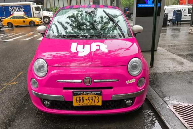 Lyft Shares Slide On COO Departure News