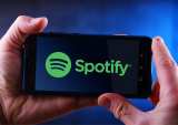 Spotify Soars Past Apple Music’s 60M Subscribers