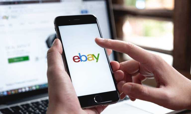 eBay app smartphone
