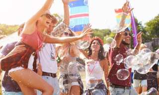 Why Contactless Payments Are This Summer’s Big Music Headliner