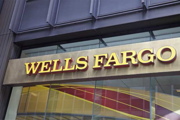 Rising Interest Rates Affect Wells Fargo’s Bottom Line