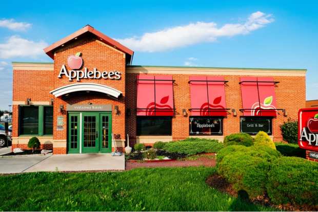 Applebee’s and DoorDash Team Up For National Delivery