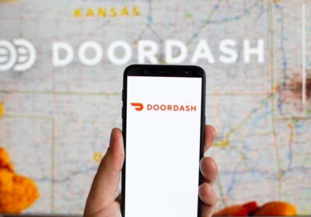 DoorDash’s New Tipping Model Boosts Base Pay, Protects Tips