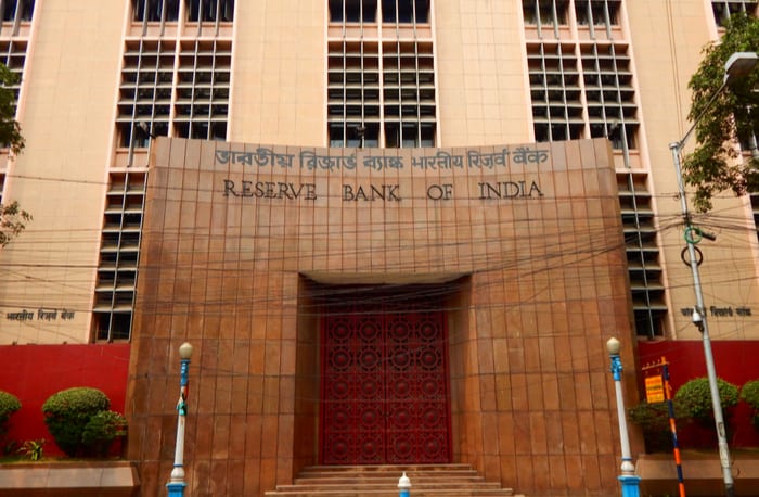 India’s State Banks To Merge As Economy Slows