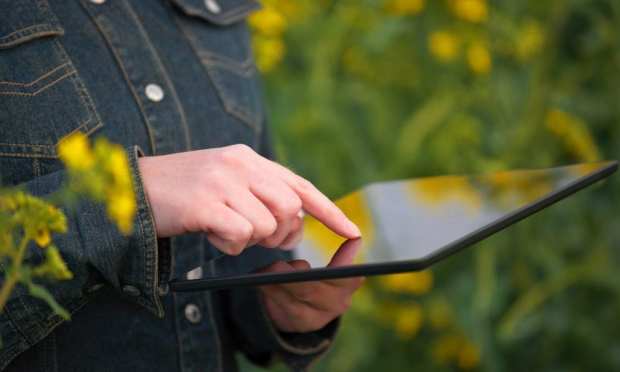 digital tech on farm