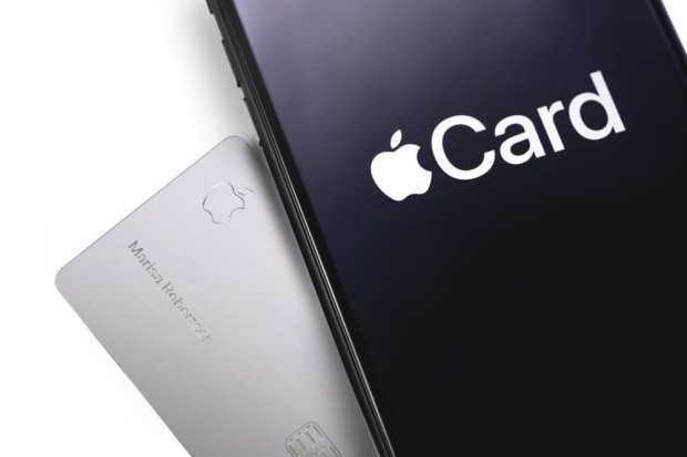 Apple’s Shiny (Possibly Damaging) Card Offers Design Lessons