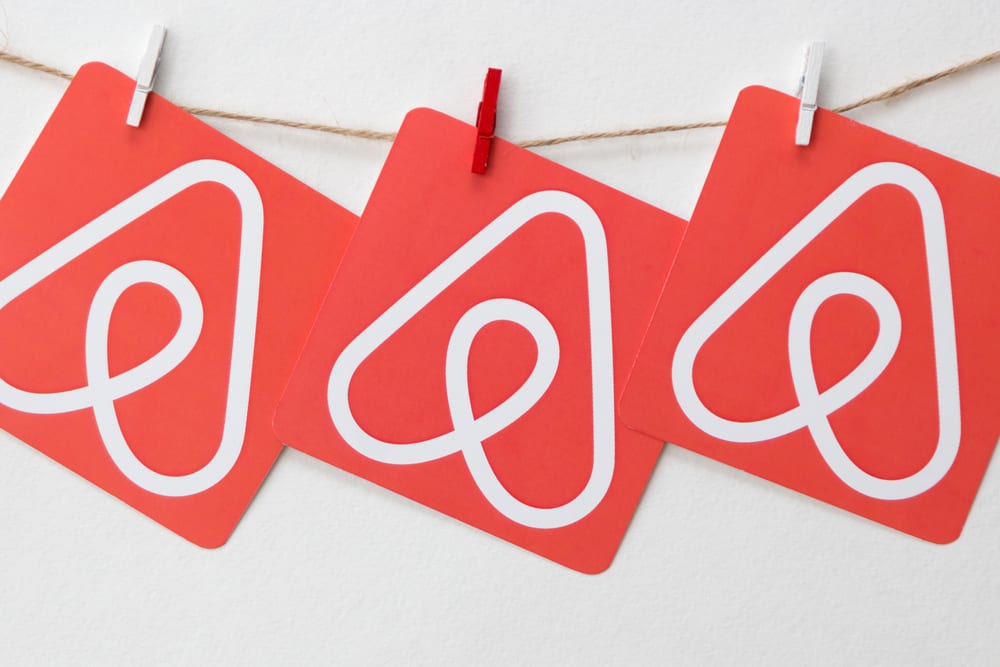 Airbnb Expects To Go Public Next Year