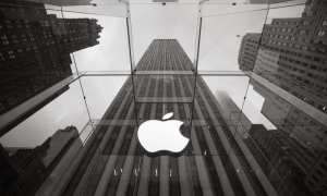 Apple iPhone Launch Pushes Market Cap Past $1T Again