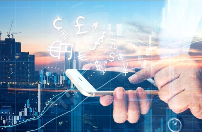 Aussie FinTech Douugh Expands Mastercard Debit Cards To US Customers