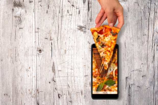 Mobile Smart Kitchens Reinvent Food Delivery