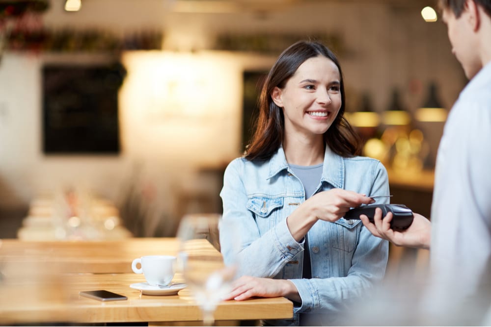 UK Contactless Payments Grow 18 Pct. YOY