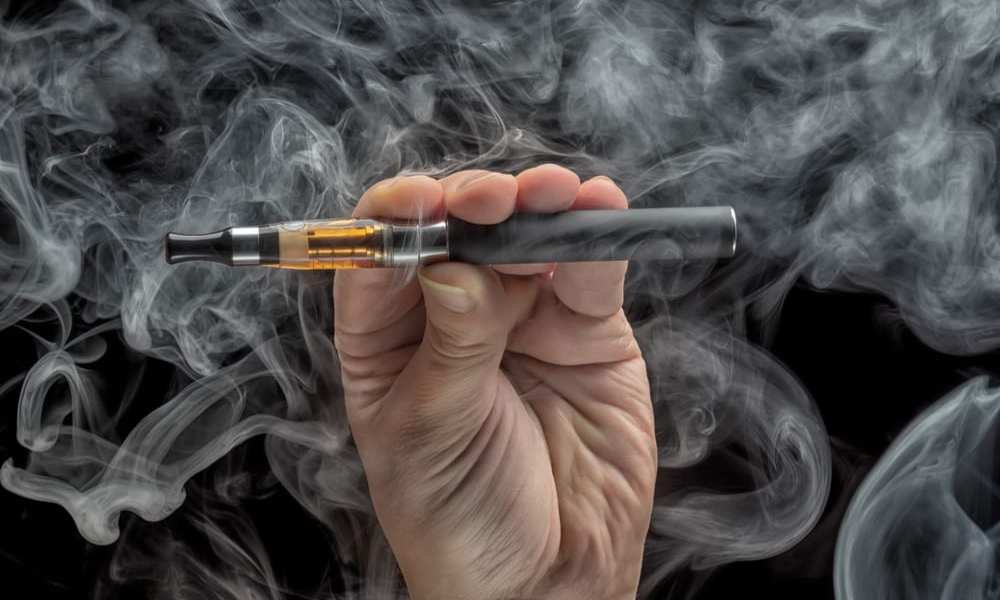 Kroger, Walgreens Take E-Cigs Off Shelves