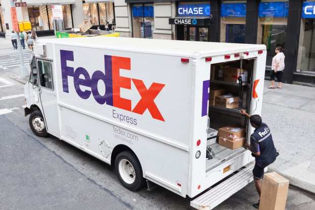 FedEx Teams Up With Walgreens For Returns