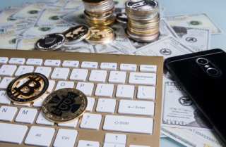 Former Fed Nominee Moore Announces New Stablecoin