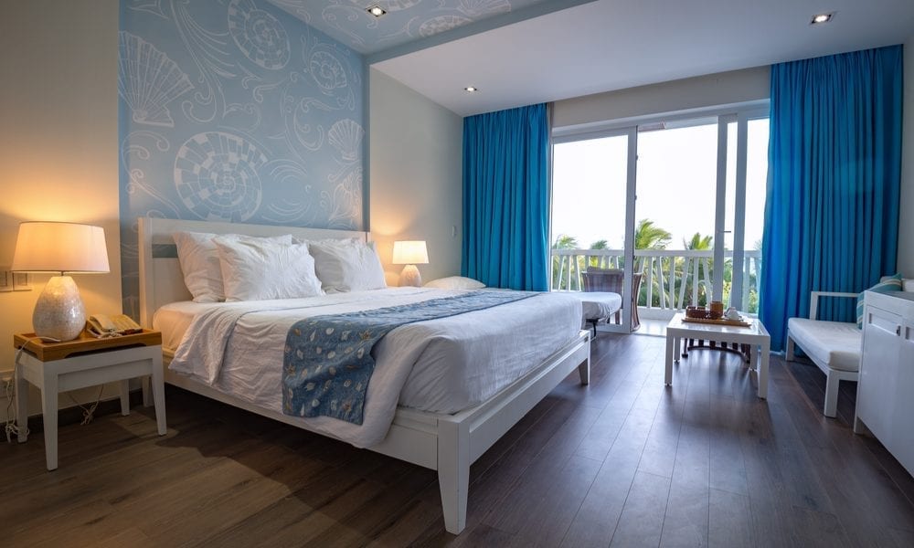 Curating Amenities For Homeshare Guests With Subscription Boxes