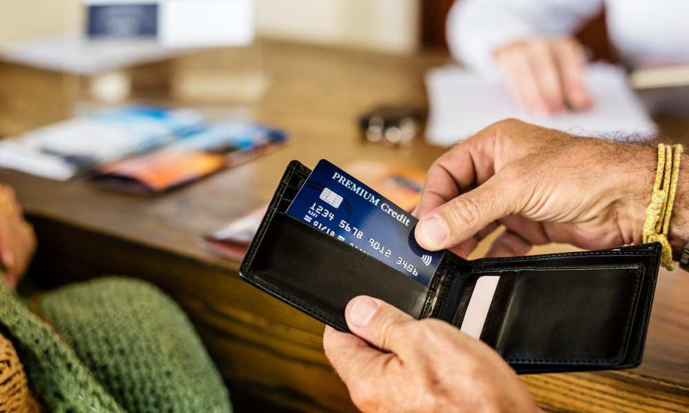 hotel check-in payment