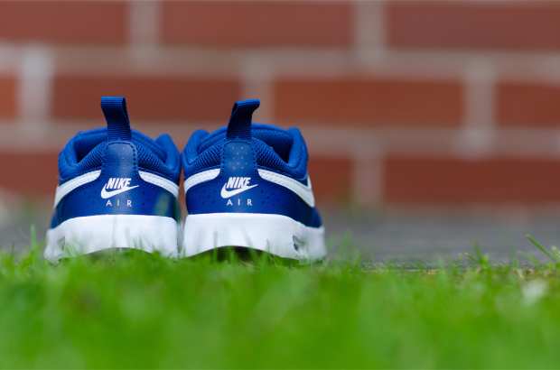 Nike, Shoe Retailers Try On Newer Forms Of Digital Commerce