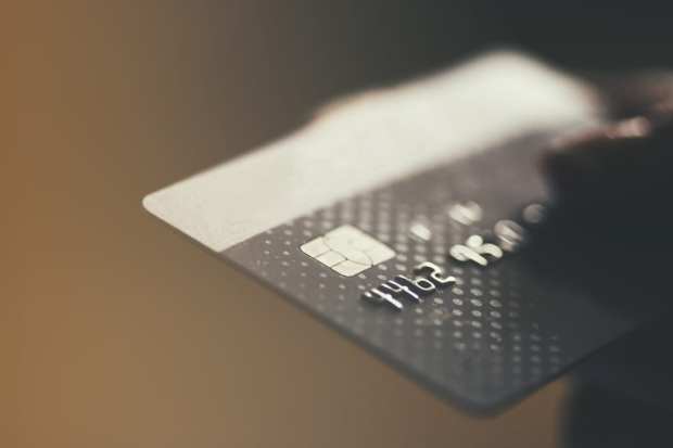 Bending Card Rails For B2B Payments Optimization