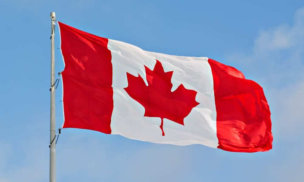 Retail Sales In Canada Drop For First Time In Three Months