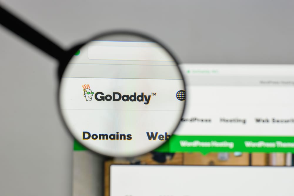 GoDaddy Links SMBs To Kabbage Financing