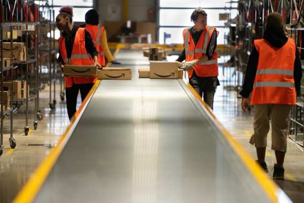 Amazon Deliveries To Surpass UPS, FedEx Volumes By 2022