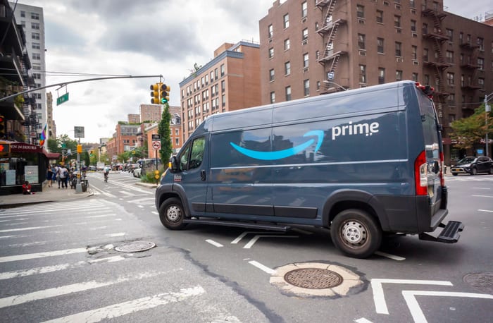 Amazon Disputes ShipMatrix Data Regarding On-Time Delivery