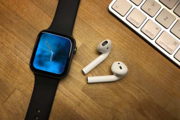 Analyst: Apple Stock To Rise From Watches, AirPods