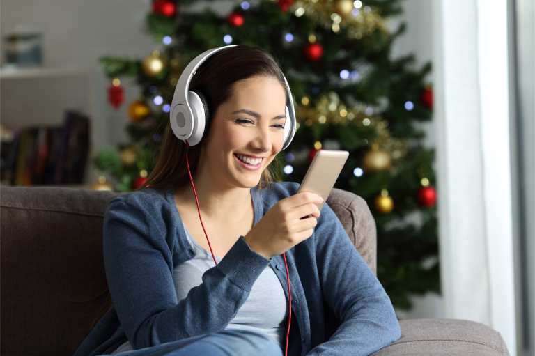 streaming Christmas music