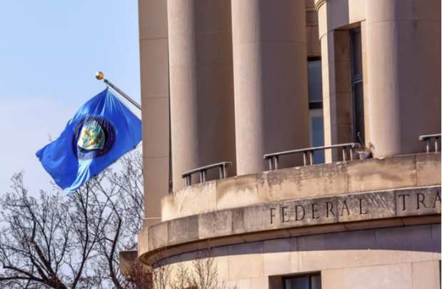 Former FCC Chair: US Should Ease 5G Regs To Be Competitive