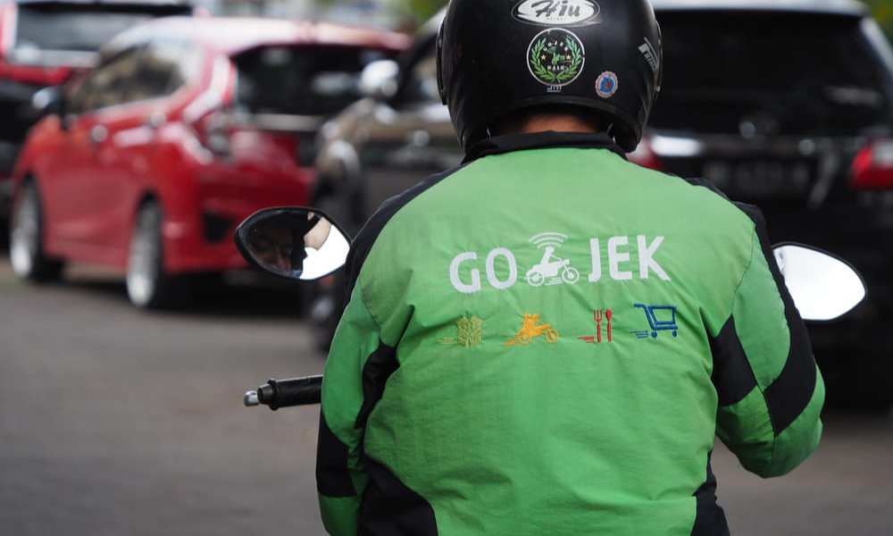 Gojek To Take Stake In Blue Bird Taxicab Company