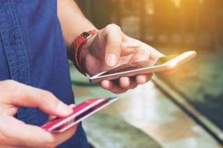 Mobile Card Apps: The Future Isn’t Plastic
