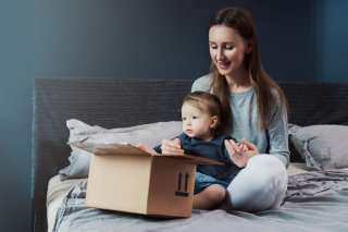 How Inventory Liquidators Benefit From Strong Holiday Spending