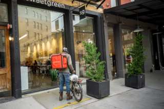 DoorDash Overtakes GrubHub As Top Delivery Service