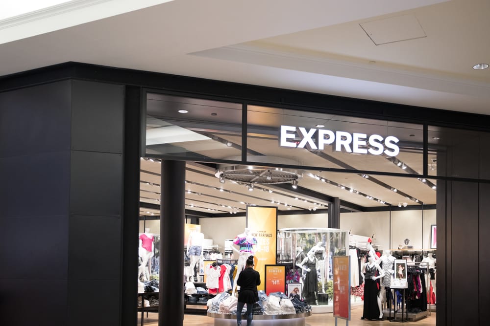 Forever 21 reportedly closing 100 stores on restructure