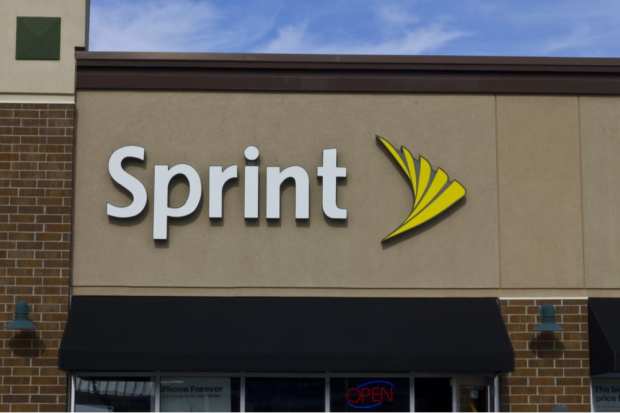 Sprint Benefits From Cheaper Subscriptions