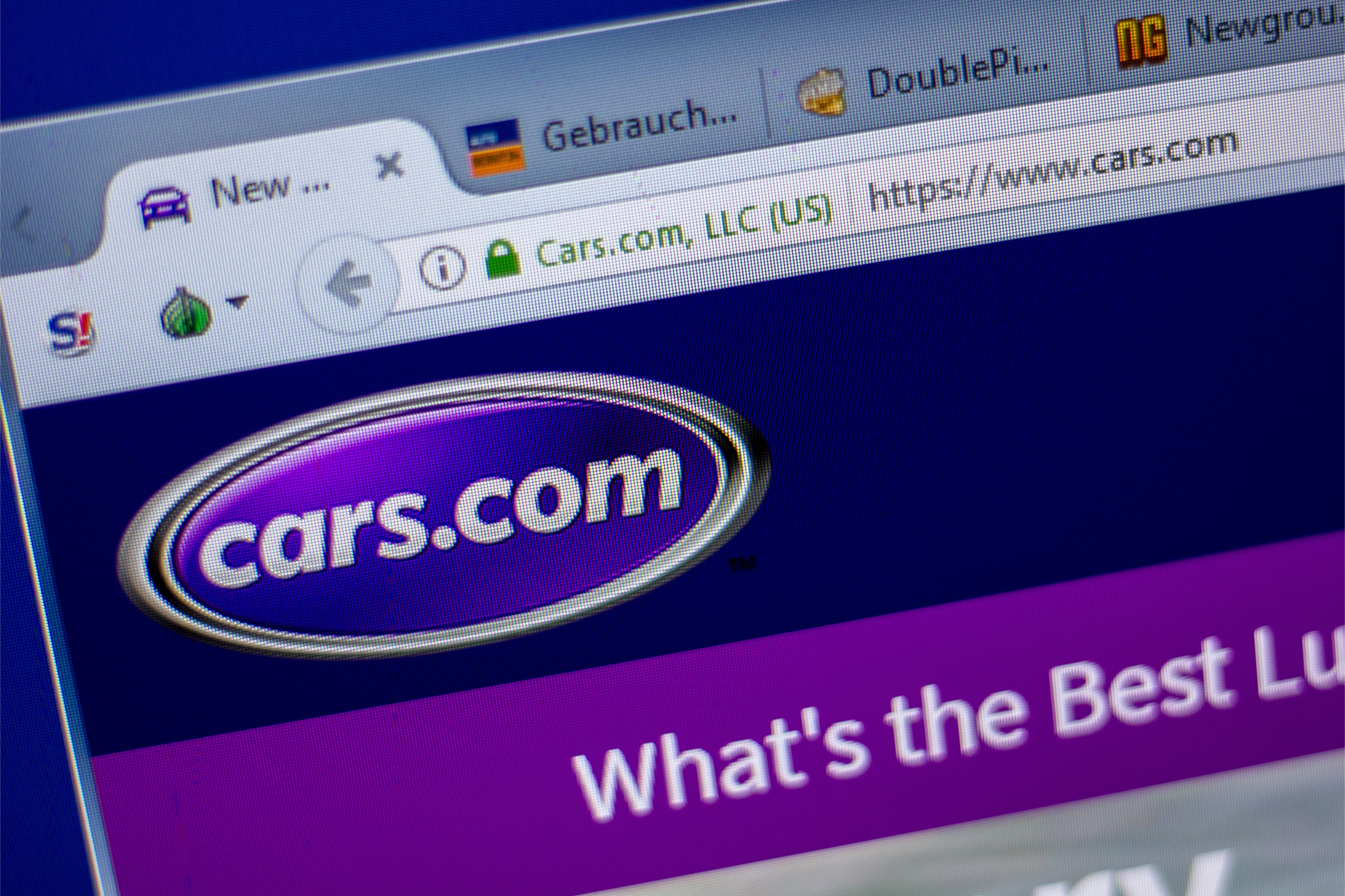 Cars.com Traffic Revs Up With Carmakers’ Super Bowl Ads
