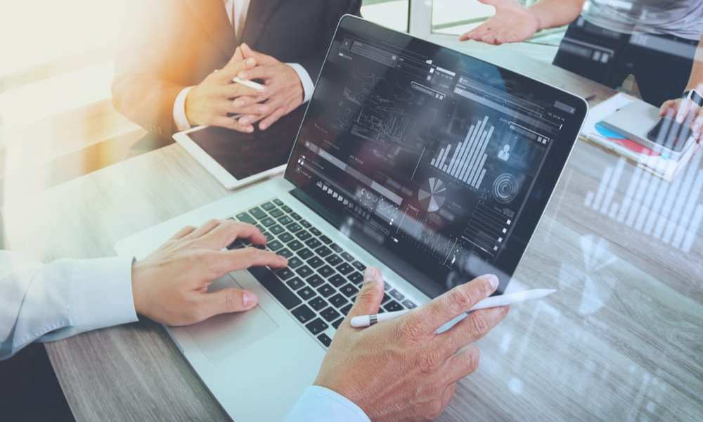 KomGo Acquires Digital Platform TRAFEC