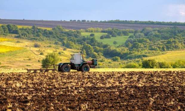 New UK Farmers’ Bank Gets License, Funding