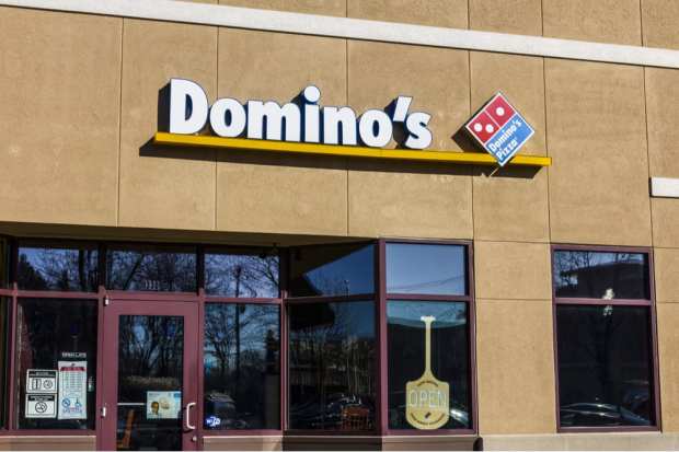 Domino’s Established US Restaurant Sales Rise