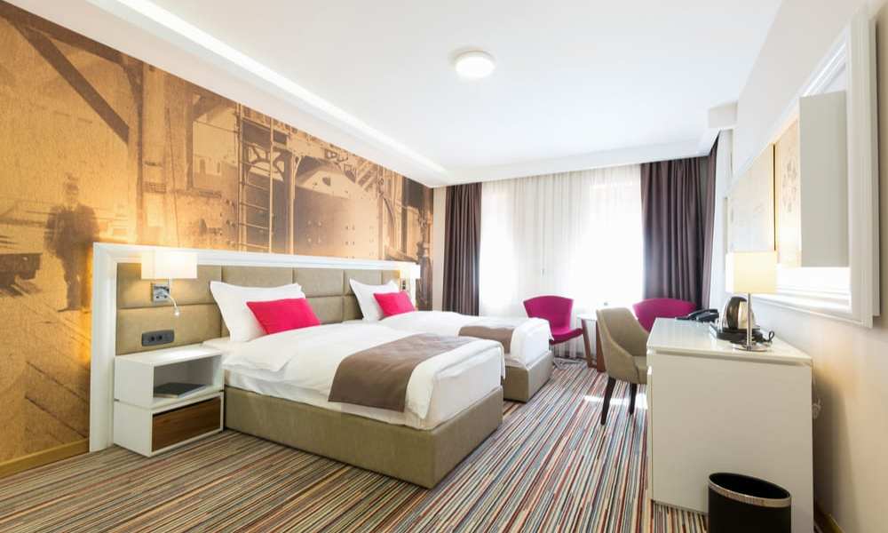 Sharing Economy Approach To Hotel Booking