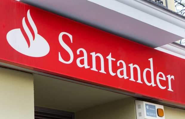 Santander Hires Ex-Apple Exec To Head P2P Payments