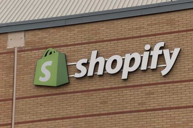 Shopify’s Holiday Sales Spiked 61 Pct. YOY
