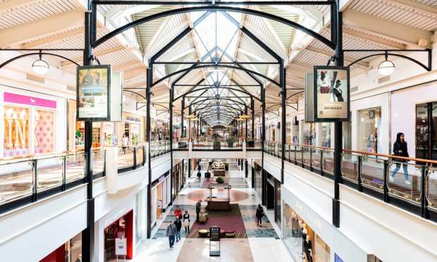 US Mall Owner Taubman Tells Tenants To Pay Up