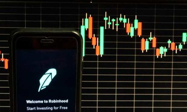Trading App Robinhood Sees Large Outage