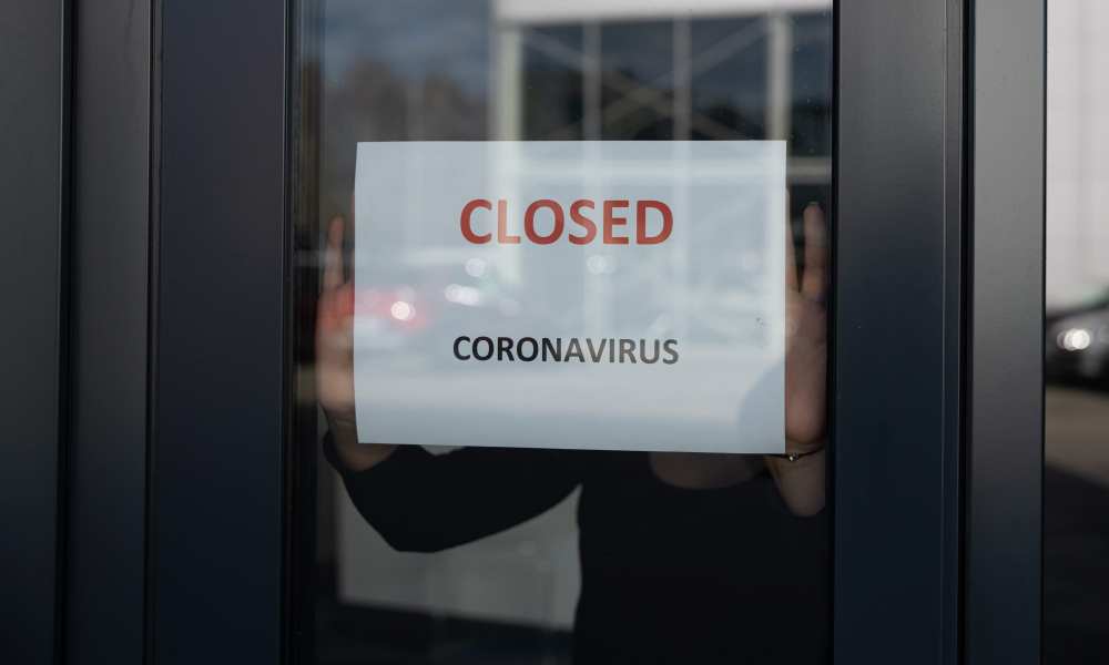 closed coronavirus sign