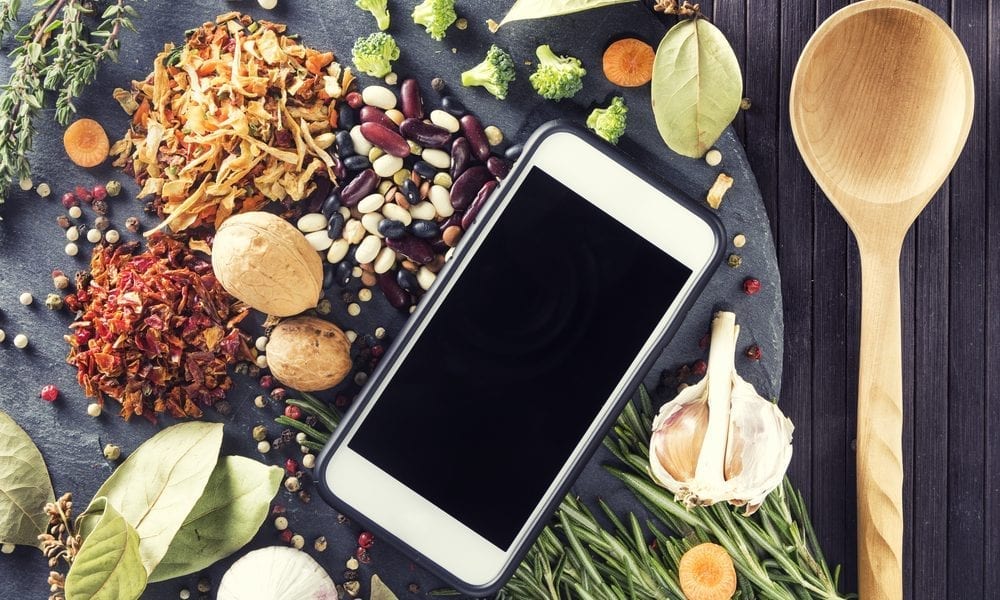 Deep Dive: Why Technology-Forward Restaurants Are Adopting Digital POS, Menu Management Software