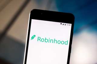 Robinhood Raises $320M, Valuation Hits $8.6B