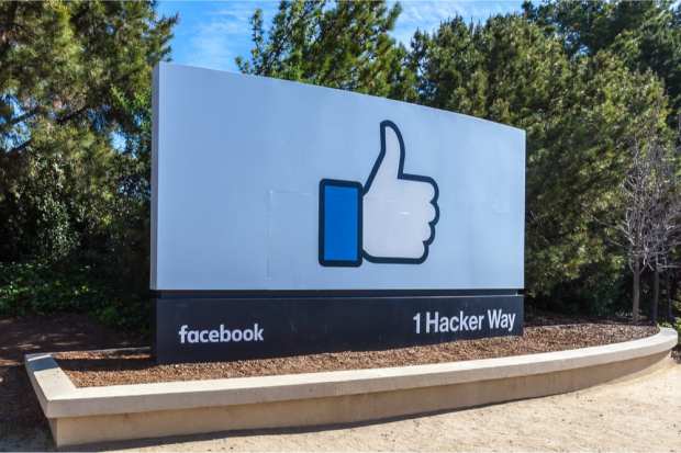 Facebook Nixes Large Gatherings, Events Through June 2021